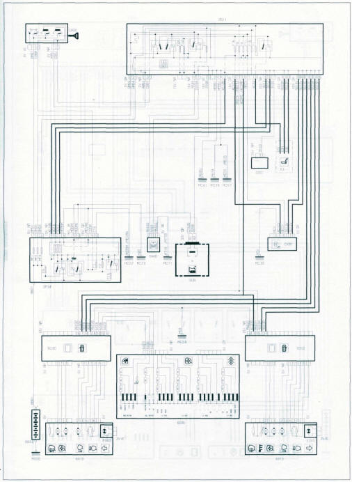 Rétroviseur(S) électrique(S) rabattable(S) indexé(S) à la marche arrière (moteur